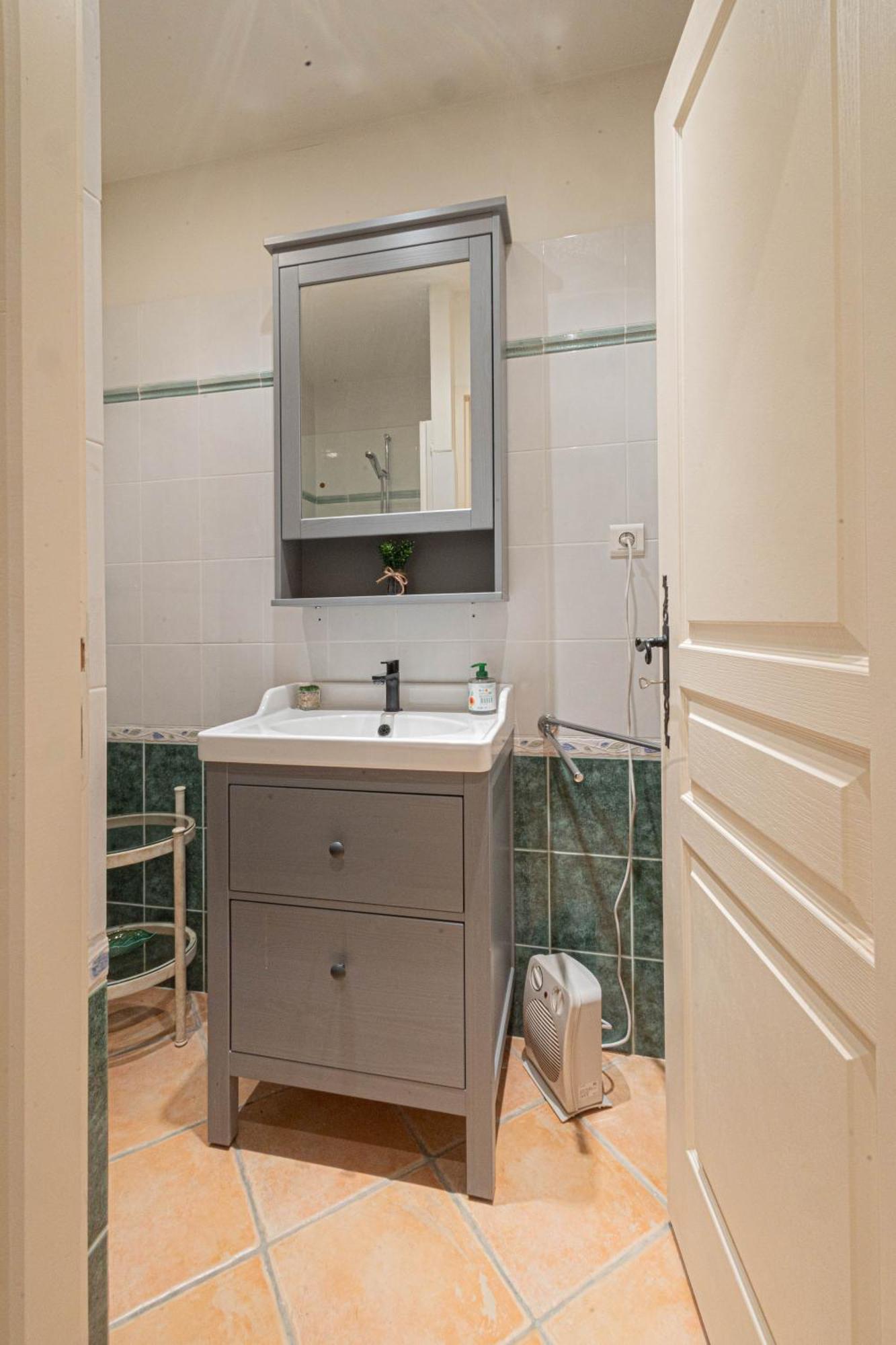 Villa Les Mimosas - 3 Chambres D'Hotes Plassac  Ngoại thất bức ảnh